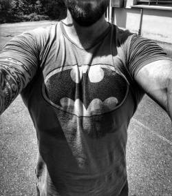 WOD done! 🏋️‍♂️ #batman #thedarkknight #wod #crossfit #fitness #fun #workout #gym #superhero