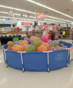 daddyslittle-minx:  jaclcfrost:  this is it this is what true temptation looks like   Ball pit for littles at Walmart