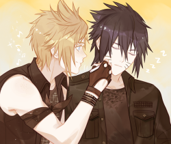 juvenile-reactor:  Soft Nocty warm Nocty little ball of furHappy Nocty sleepy Nocty pur pur purI wanna hear Prompto sing soft kittyNocty so bad!!!