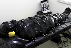 s10boi:  I spent two hours in total isolation and sensory deprivation in my catsuit and sleepsack - no stimulation at all, just a stored rubber object…More on my site: s10boi.com