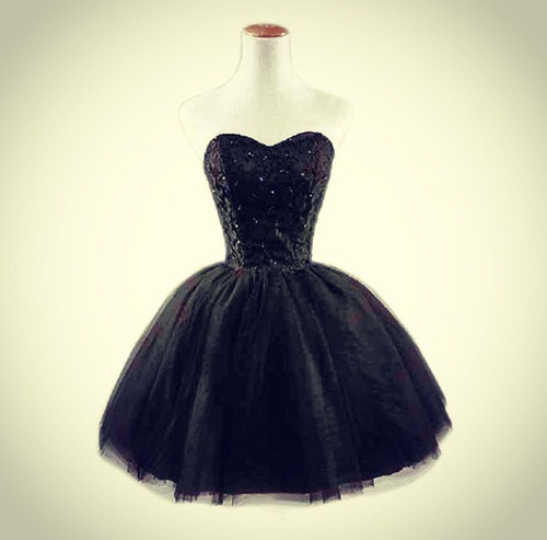 Black short puffy prom dress