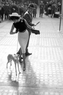 Harper’s BazaarTruly Vintage Street StyleLong before Bill Cunningham hopped on his bicycle or Tommy Ton launched Jak &amp; Jil, photographers captured stylish women sporting Dior and Balenciaga on the street in black and white.