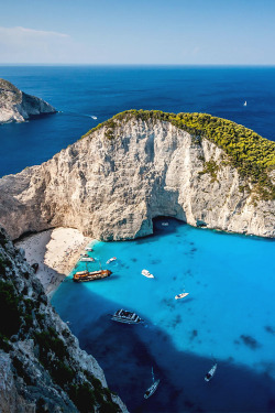 italian-luxury:  Shipwreck Beach | Greece | Source Zakynthos, Navagio. This site is known to be an excellent site for base jumping.