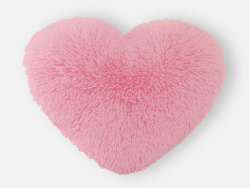 okaywowcool:  faux fur heart pillow - อ