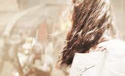 robynellacott: ► a female character in a movie - lady sif