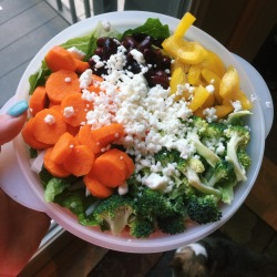 goodhealthgoodvibes:  Lunch for work today. Romaine lettuce, quinoa, potatoes, kidney beans, broccoli, carrot, onion, bell pepper and feta.