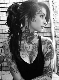 dating4tattoolovers:  Meet other tattoo lovers that are single and looking for a like minded soulmate