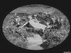nitratediva:  Spring awakens in Louis Feuillade’s Le Printemps (1909).