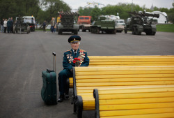 odilonredon:   Soviet Veteran World War II veteran from Belarus Knostantin Pronin, 86, sits on a bench as he waits in hopes of finding other men from his unit at Gorky park during Victory Day in Moscow, Russia, May 9, 2011. This picture made me sad. To