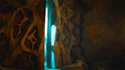 druid&ndash;allanon:The druid Allanon’s entrance in The Shannara Chronicles season 2 premier