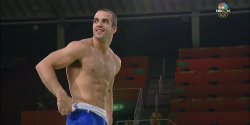 peek-a-dillo:  Danell Leyva’s striptease on the Parallel bars at the Rio 2016 Olympic Games 
