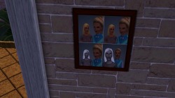 simsgonewrong:  my sim was taking photobooth photos with another girl who DIED halfway through 