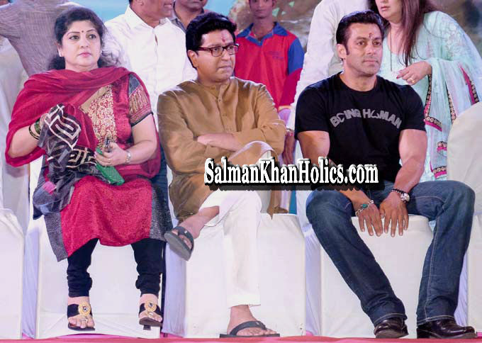 ★ Salman Khan with Raj Thackeray, Nitin Sardesai, and Sajid Nadiadwala during the Koli Mahotsav (November 22, 2013) ! Tumblr_mwy8guo7ZA1qctnzso9_1280