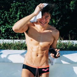 hotasianexposed:Singapore hot swimmer - Russell Ong