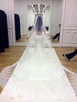 psychodeliccc:  mexicanthighs:  maddbrown:  Kim’s Givenchy wedding dress   I’m fucking dying right now   this angers me why is she rich