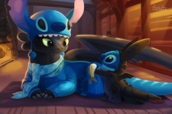 Stitch and Toothless by TsaoShin Definitely a chest-clutching HNNNG moment right here x.x