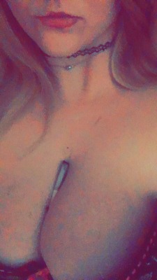 kozmic-bluess: kozmic-bluess: You can hit the joint if you’re lucky 😏 Message me for PayPal or my private snapchat purchase 😽 