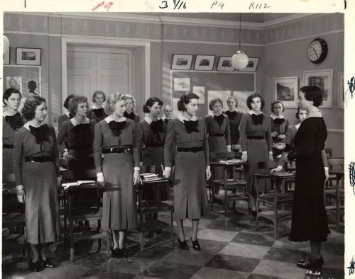 Ginger Rogers, Joan Barclay, Ann Cameron, Rose Coghlan, Frances Dee, Adalyn Doyle, Sara Haden, Marjorie Lytell, Claire Meyers, Caroline Rankin, Anne Shirley, and Susanne Thompson in Finishing School (1934) Nudes &amp; Noises  