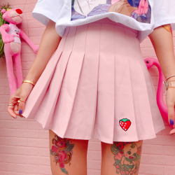 softjoy:♡  strawberry embroidered pleated skirt ♡ // ว.00 10% discount code: “jenina” for ALL ITEMS! 