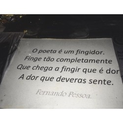 #FernandoPessoa #Quote #QuoteOfTheDay #Poema #Poesia #Citações #Poeta #Poem #VscoCam #PicsArt