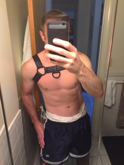 dyprboy:Harness, adidas, diapers. 
