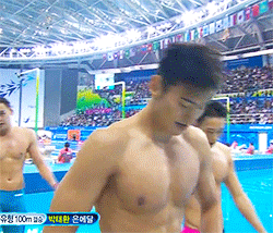 baeniciodeltoro:  -ryan:  an-oasis: Ning Zetao, the gold champion of the 2014 Asian Games,  50 m Freestyle100 m Freestyle4x100 m Freestyle relay4x100 m Medley relay  He only swims free!  I want his swimmers in my ass 