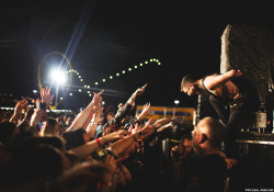bandemonium:  mcilwrath:  Of Mice &amp; Men (by maysa askar)  i glanced at this really quick and thought austin had wings 