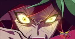 dreamymilkshake: Some funny or cool screenshots from 140. You know I just noticed how Zarc’s soul got released out of Yuya’s eye and I was like wow?! Also Zarc’s soul still looks like demon Yuya and not like that boy we saw in the past. 