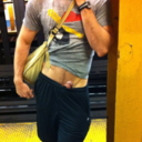 allrealbareback:  would loooove to eat and suck him..can i have his number?  Yum