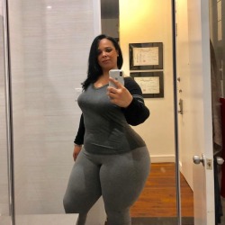 blaccsavage:  offthisapp:  Thick as hell  Yum indeed 