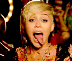 Miley Cyrus Tumblr_n5z2clIvsZ1s3labjo1_250