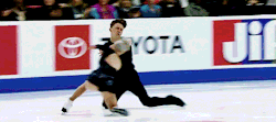 miyaharasatoko:Karina Manta and Joseph Johnson skate their free dance to “Sweet Dreams (Are Made of This)” at the 2019 US Figure Skating Championships. They are the first ice dance team in which both partners are openly LGBTQ, and scored a personal