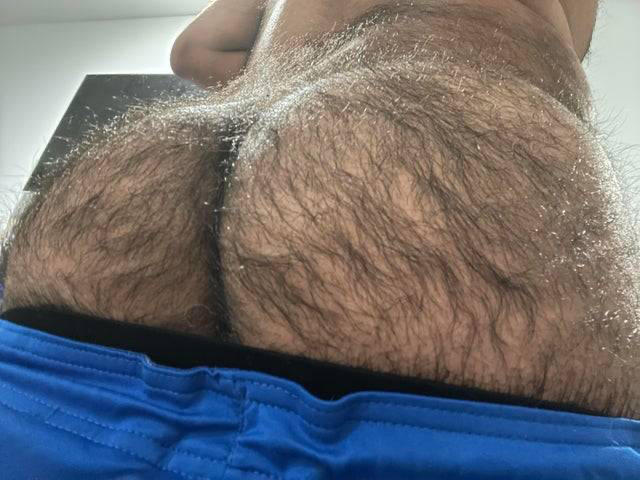 hairypo:moustache35:What a hairy Ass 🚜🚜🍑🍑🧢🧢🛠🏛🌽💦💦Fucking amazing hairy arse