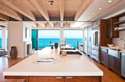 homedesigning:  Huge Kitchen Island