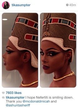 sofitheviking:  susiethemoderator:  Can we honestly discuss this. Look at this beautiful accurate portrayal of an Ancient Kemit (Egyptian) Queen. She looks like an Ethereal Goddess. Reasons why we need to cast Black People as Black People.  Oh goodness