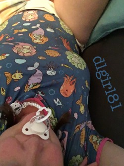 dlgirl81:It’s baby time. Baby mermaid time, to be precise. Plenty of wet, but not much water 