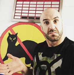 luctatio:  WWECesaro: #BTE #cats