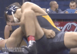 wrestlerbulge:  More Wrestler Bulges and Singlets HERE :P
