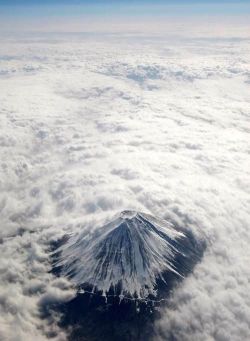 Monolithic view (Mt. Fuji, Japan)