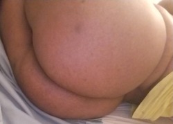 sexyblckfemale25:  Which of my followers love a nice big nigger ass for fucking? Let me know in the comments! #me #Sexyblckfemale #ass #anal