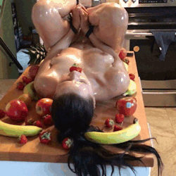 kittykat-kay: Preparing to be stuffed and served