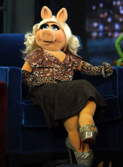 muppetmindset:   &ldquo;Style comes in all shapes and sizes. Therefore, the bigger you are, the more style you have.&rdquo;  The Divine Swine, the Porcine Princess, a Miracle of Life… Miss Piggy. (This post is in no way paid for or sponsored by or