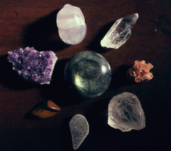 wiitch-craft:  tuhotulva:  Some of my favourites out of my collection Clockwise from the top: fluorite crystal skull, quartz crystal, aragonite star cluster, another quartz crystal, ulexite cut, tumbled tiger’s eye, amethyst cluster and in the middle