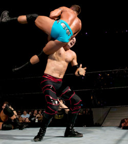 fishbulbsuplex:  Kane vs. Randy Orton  Baby blue butt cheeks