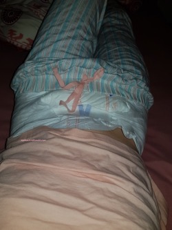 sophiev21:  Freshly padded and all ready for sweet dreams 😊 😴   🦄  
