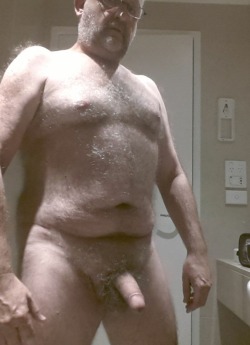 bearman50:  Me in the hotel bathroom, bearman50. 