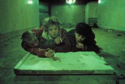 vnvs:  Homeless children living in an underground passage under the Pouchkine Square. Moscow, 1992. © Lise Sarfati 