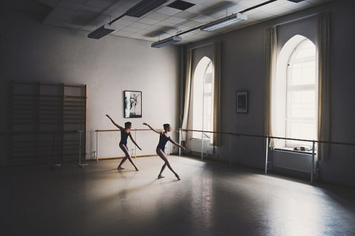 aesthesos: ballet by Viktor gårdsäter on Flickr. 