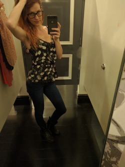 Submit your own changing room pictures now! Mall Life :) [OC] via /r/ChangingRooms http://ift.tt/24j0Iqh