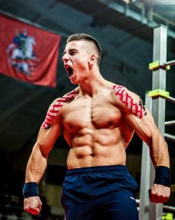 serbian-muscle-men:  Serbian street workout athlete Dejan